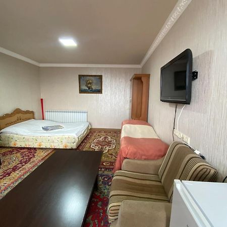 Madoyan Guest House Gyumri Exterior photo